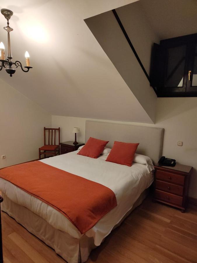 La Posada De Pradorey Ventosilla Buitenkant foto